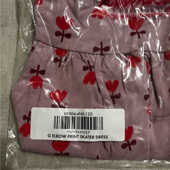 Hanna Andersson Pink Short Sleeve Dress with Red Floral Print and Pockets - Picture 3 of 4